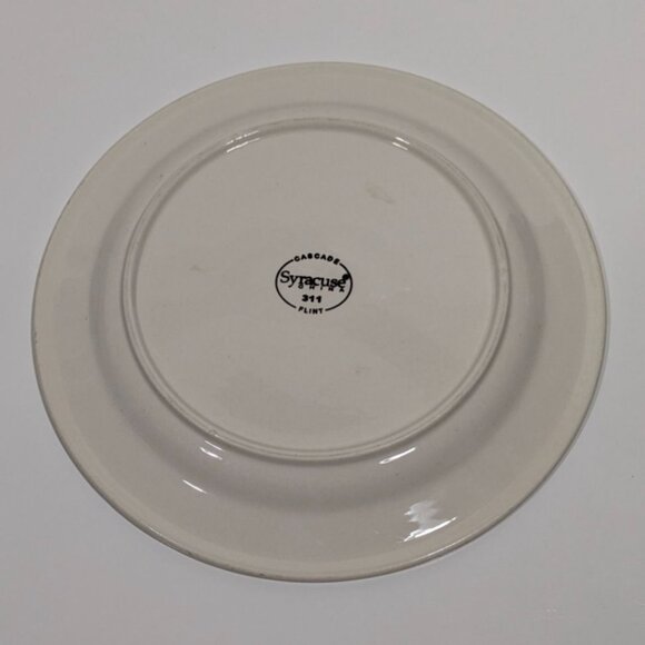 Syracuse China Cascade Flint Plate 9.75" White Glossy Vintage Dinnerware - Picture 8 of 9